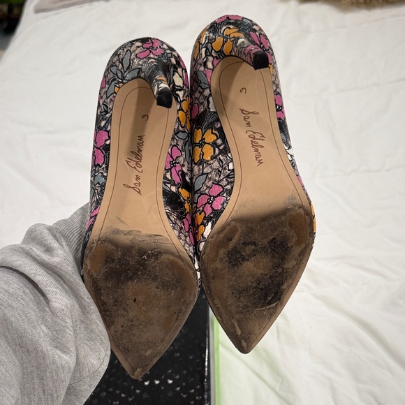 Sam Edelman Hazel Pump Floral Pattern - Picture 4 of 6